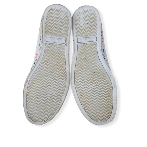 GUESS‎ Women's White Leather Sneakers with Goldtone Emblem - Picture 6 of 10